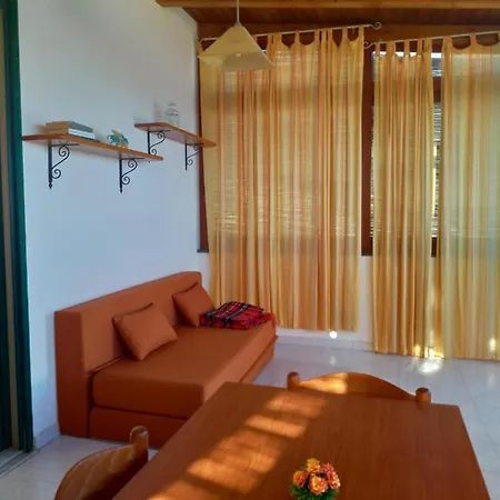 Apartment L' Appartamentino Leni